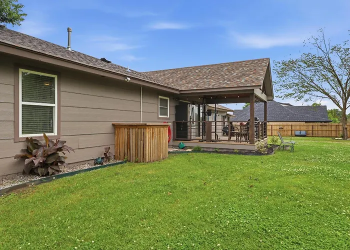 Holiday home Modern 3br Oasis *
